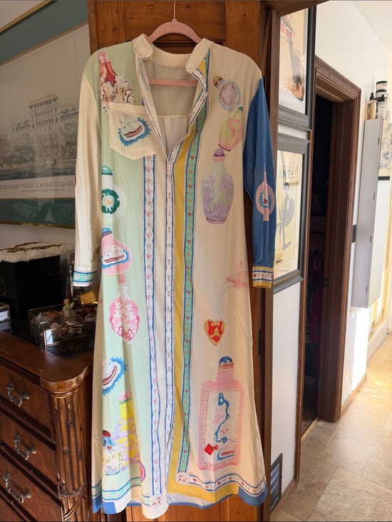 Custom Dresses & Skirts - Elegant Long-Sleeve Cream Print Maxi Dress with Blue Sleeve